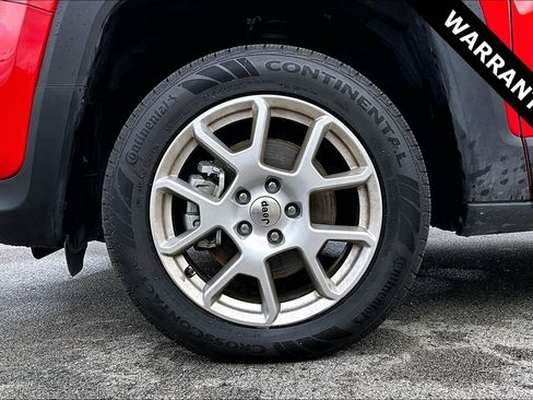 Used 2022 Jeep Renegade Latitude w/ Convenience Group image 32