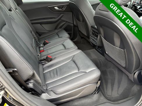 Used 2025 Audi Q7 3.0T Premium Plus AWD/4WD image 35