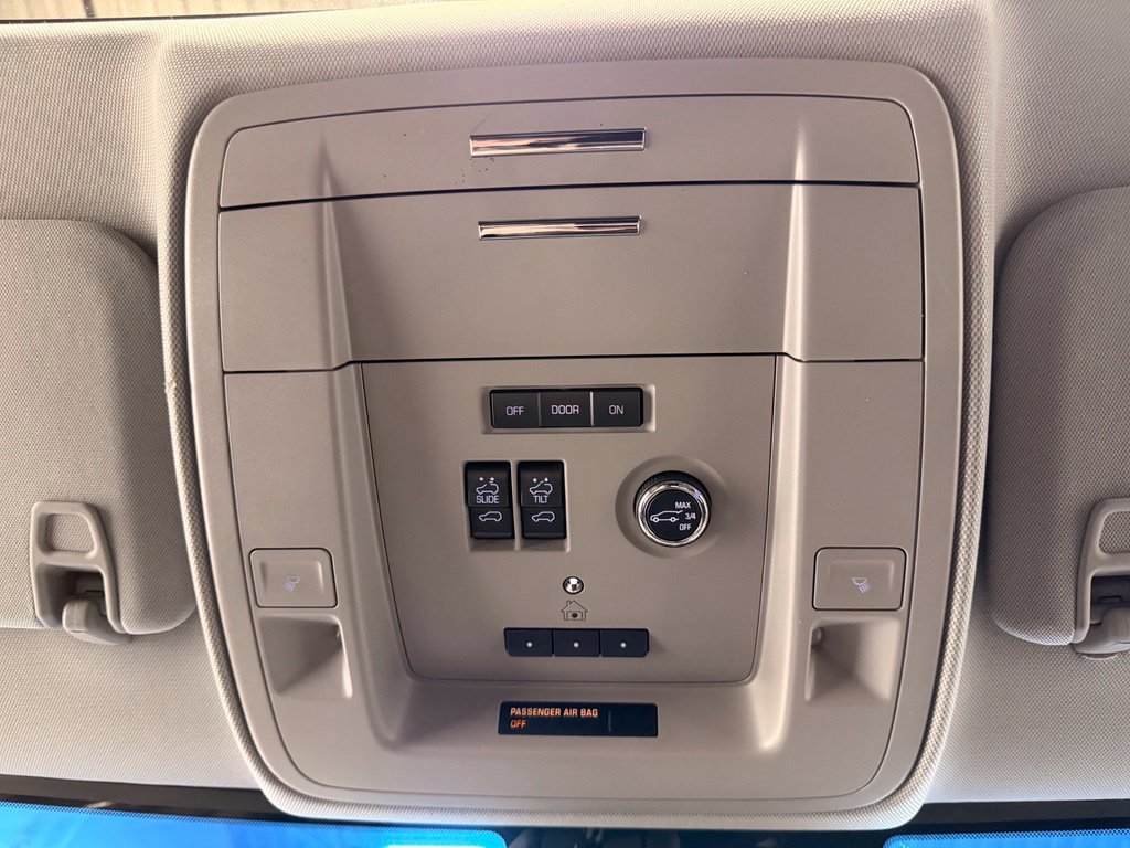 Used 2018 GMC Yukon Denali w/ Open Road Package AWD/4WD image 56