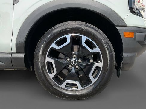 Used 2024 Ford Bronco Sport Outer Banks w/ Tech Package AWD/4WD image 16