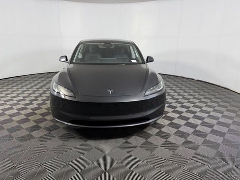Used 2025 Tesla Model 3 Long Range image 10