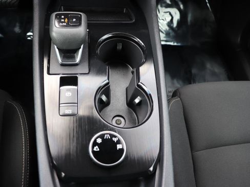 Used 2024 Nissan Rogue S AWD/4WD image 36