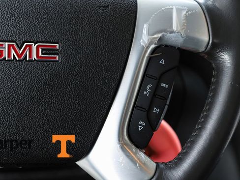 Used 2014 GMC Acadia SLT image 22