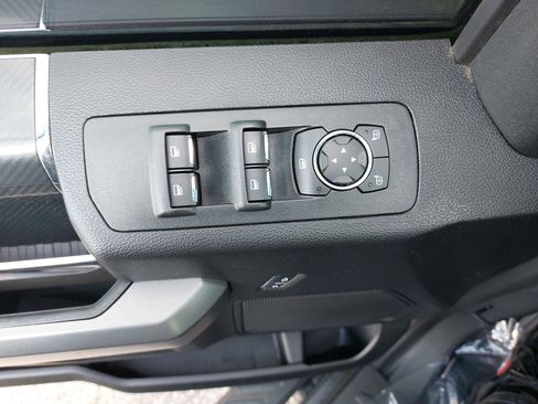 Used 2018 Ford F150 XLT w/ Equipment Group 302A Luxury image 30