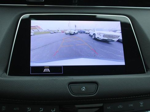 Used 2023 Cadillac XT4 Luxury w/ Cold Weather Package image 24