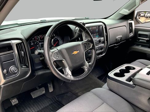 Used 2018 Chevrolet Silverado 1500 LT w/ Texas Edition RWD image 18