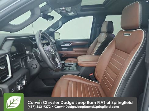 Used 2024 GMC Sierra 1500 Denali Ultimate AWD/4WD image 18
