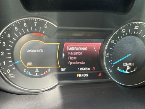 Used 2018 Ford Explorer Platinum AWD/4WD image 34