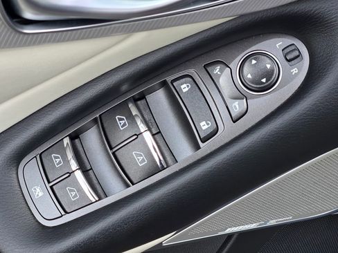 Used 2023 INFINITI Q50 Luxe w/ Cargo Package image 17