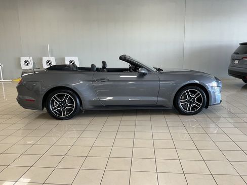 Used 2021 Ford Mustang Premium image 7