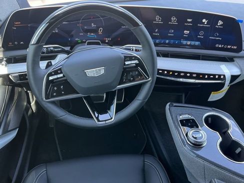 New 2025 Cadillac Optiq Sport 1 image 10