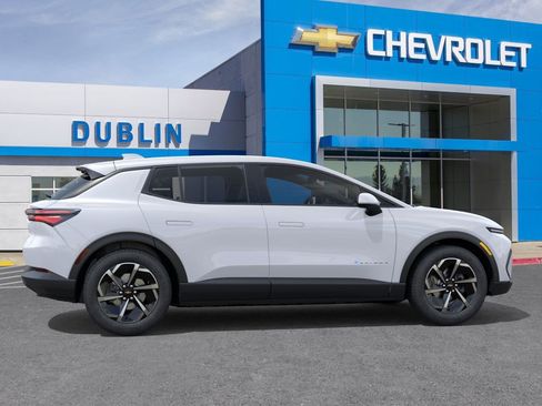 New 2026 Chevrolet Equinox EV LT w/ Comfort Package image 6