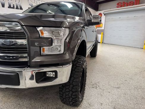 Used 2017 Ford F150 Lariat w/ Equipment Group 502A Luxury AWD/4WD image 13