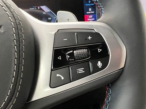 Certified 2025 BMW X7 M60i image 19