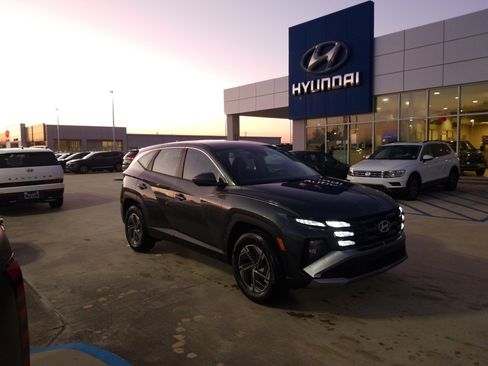 New 2026 Hyundai Tucson Blue SE w/ Tow & Go Package AWD/4WD image 1