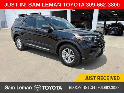 Used 2021 Ford Explorer XLT w/ Class III Trailer Tow Package AWD/4WD image 1
