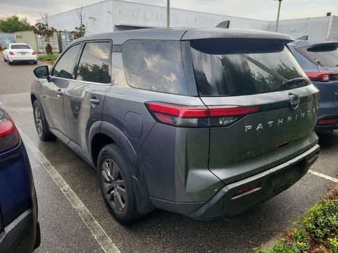 Used 2024 Nissan Pathfinder S FWD image 4