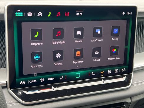 New 2026 Volkswagen Tiguan SE R-Line AWD/4WD image 25