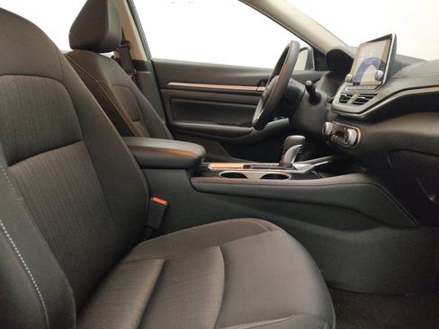 Used 2023 Nissan Altima 2.5 SV AWD/4WD image 21