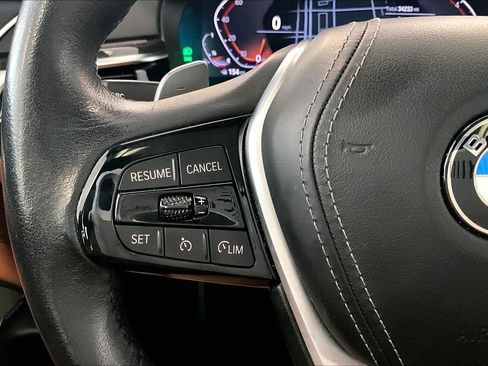 Used 2023 BMW 530i w/ Premium Package RWD image 21
