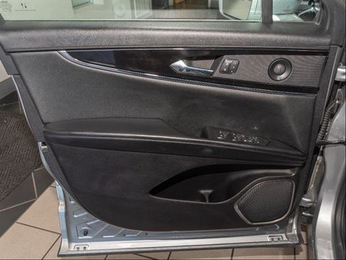 Used 2021 Lincoln Nautilus Reserve AWD/4WD image 10