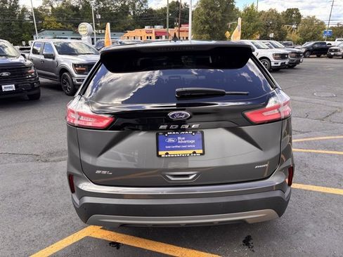 Certified 2022 Ford Edge SEL w/ Convenience Package image 6