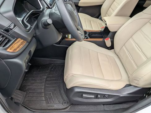 Used 2022 Honda CR-V Touring image 14