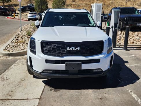 Used 2022 Kia Telluride SX w/ Nightfall Edition Package image 10