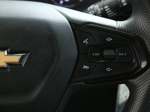 Used 2024 Chevrolet Trax LS image 15