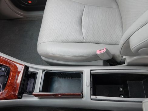 Used 2005 Toyota Highlander Limited AWD/4WD image 85