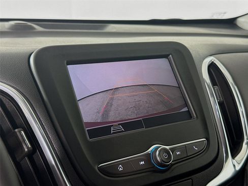 Used 2023 Chevrolet Equinox LT AWD/4WD image 14