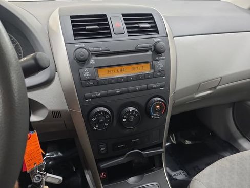 Used 2009 Toyota Corolla LE image 20