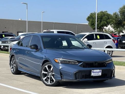 Used 2025 Honda Civic Sport Touring image 2