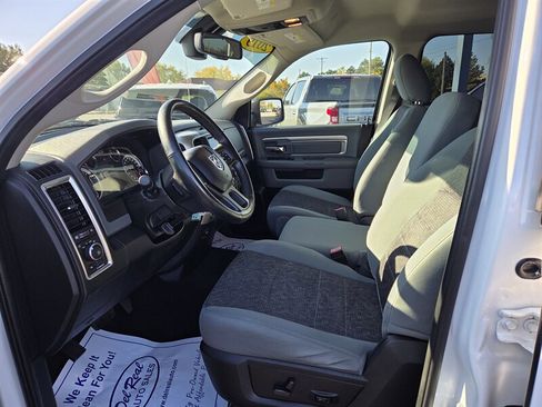 Used 2019 RAM 1500 Classic Warlock w/ Luxury Group image 10