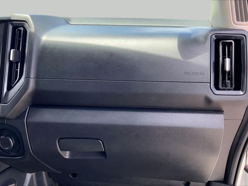Used 2026 Nissan Frontier S RWD image 18