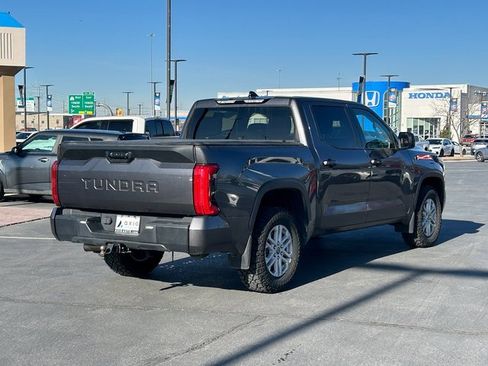 Used 2022 Toyota Tundra SR5 image 3