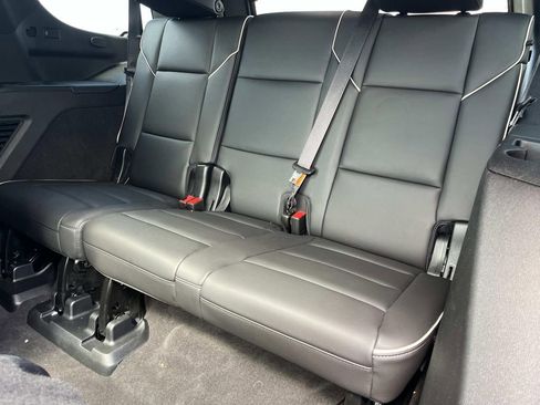 Certified 2023 Cadillac Escalade Premium Luxury AWD/4WD image 21