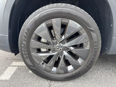 Certified 2023 Volkswagen Taos S FWD image 41