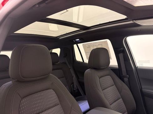 New 2026 Chevrolet Equinox LT FWD image 12