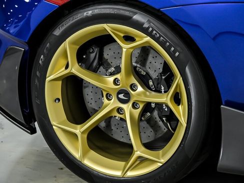 Used 2020 McLaren 600LT Spider RWD image 15