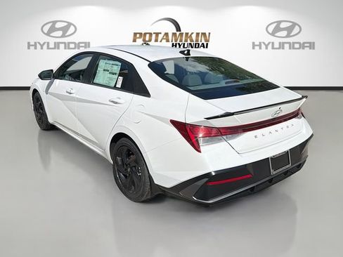 New 2026 Hyundai Elantra SEL Sport Premium FWD image 7