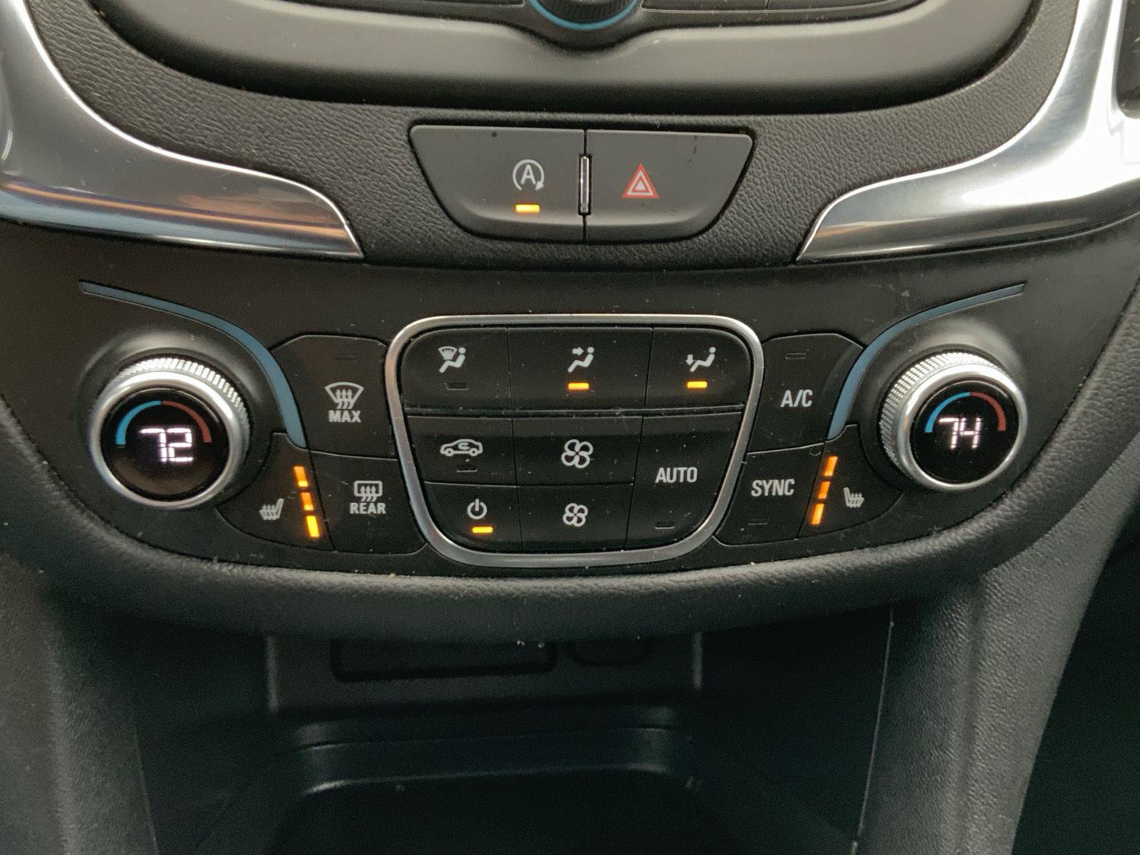 Used 2024 Chevrolet Equinox LT FWD image 38