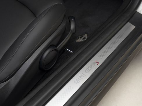 Used 2013 MINI Cooper S FWD image 64