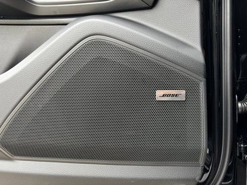 Certified 2026 Porsche Cayenne AWD/4WD image 23