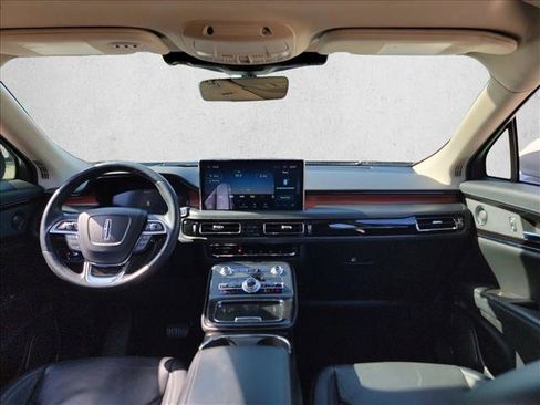 Used 2021 Lincoln Nautilus Reserve FWD image 18