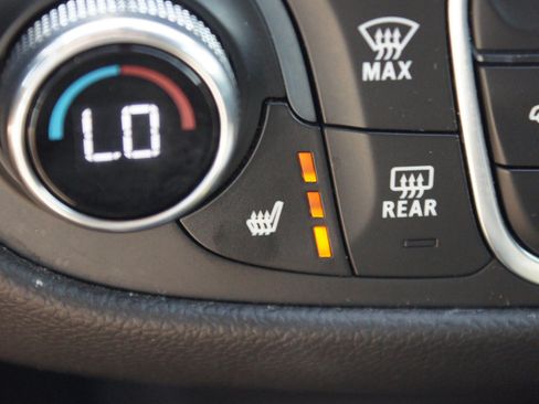 Used 2024 Chevrolet Equinox LT AWD/4WD image 7