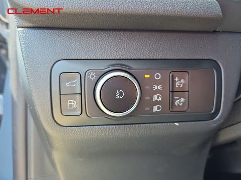 New 2025 Ford Escape SE image 10