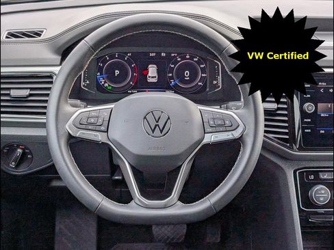 Certified 2023 Volkswagen Atlas Cross Sport SE image 12