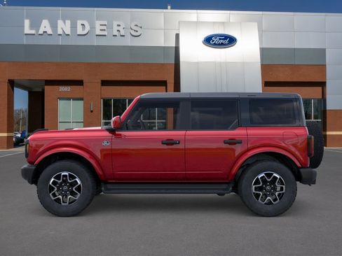 New 2026 Ford Bronco Outer Banks AWD/4WD image 3