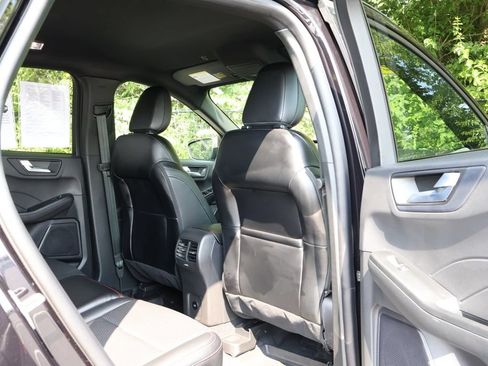 Used 2024 Ford Escape ST-Line w/ Tech Pack #1 AWD/4WD image 46